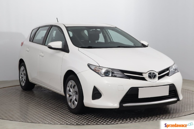 Toyota Auris 1.3 Dual VVT-i (99KM), 2015 - Samochody osobowe - Bielany Wrocławskie