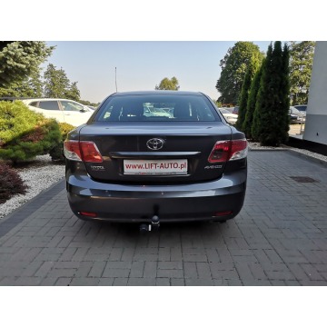 Toyota Avensis 2011,  1.8 benzyna - Na sprzedaż za 34 900 zł - Strzegom - zdjęcie 7