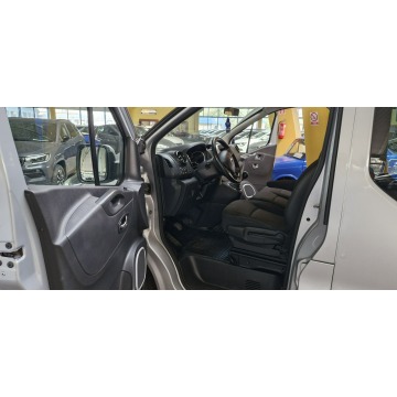Opel Vivaro  Minivan/Van 2016,  1.6 diesel - Na sprzedaż za 50 900 zł - Mysłowice - zdjęcie 8