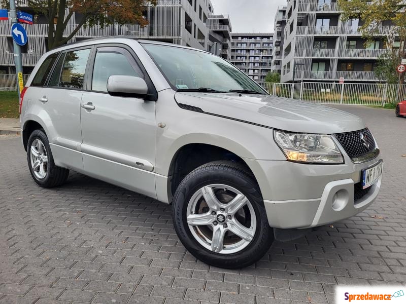 Suzuki Grand Vitara  Terenowy 2006,  2.0 benzyna - Na sprzedaż za 23 900 zł - Warszawa