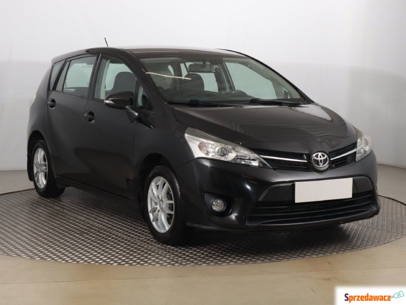 Toyota Verso 1.6 Valvematic (132KM), 2014 - Samochody osobowe - Zabrze