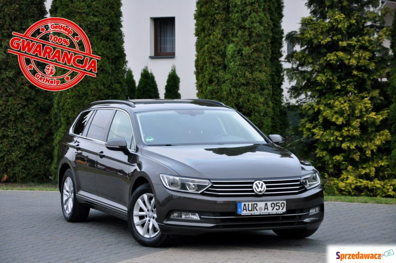 Volkswagen Passat 2015,  1.6 diesel - Na sprzedaż za 42 900 zł - Ostrów Mazowiecka