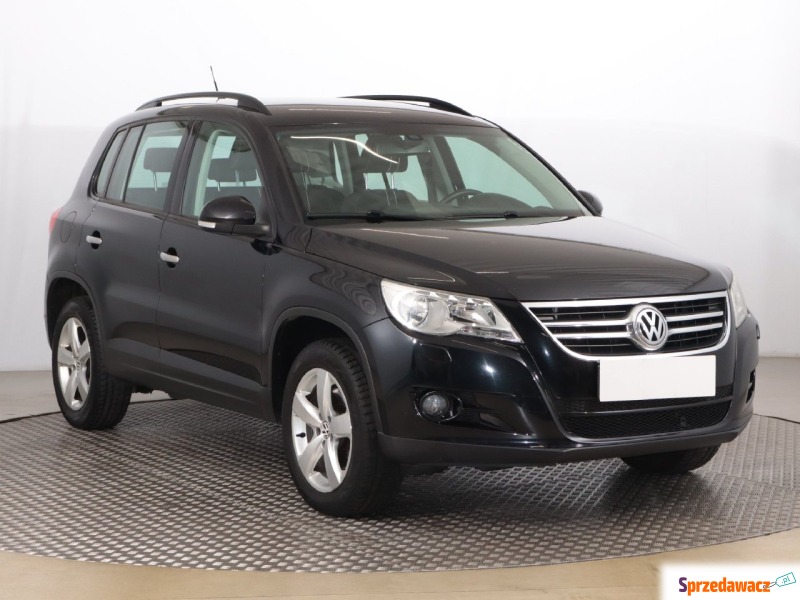 Volkswagen Tiguan  SUV 2011,  2.0 diesel - Na sprzedaż za 39 999 zł - Zabrze