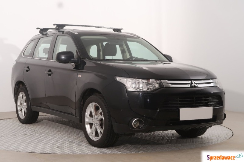 Mitsubishi Outlander  SUV 2015,  2.0 benzyna - Na sprzedaż za 61 999 zł - Gorzów Wielkopolski