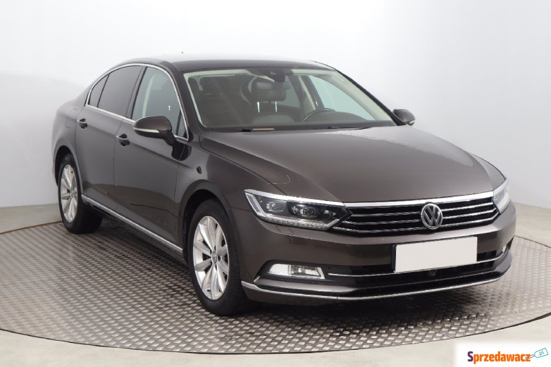 VW Passat 1.8 TSI (180KM), 2015 - Samochody osobowe - Bielany Wrocławskie