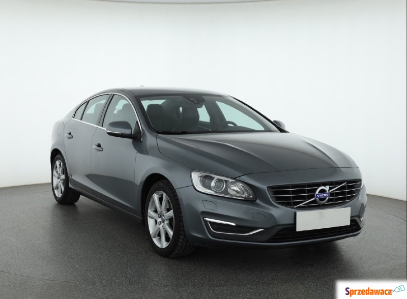 Volvo S60 T3 (152KM), 2018 - Samochody osobowe - Piaseczno