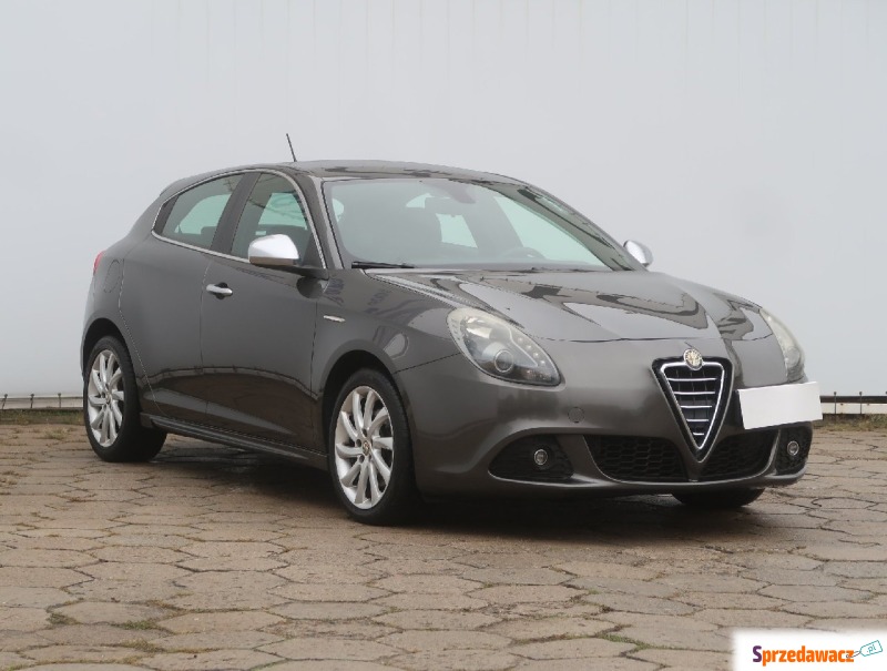 Alfa Romeo Giulietta  Hatchback 2011,  1.4 benzyna - Na sprzedaż za 34 999 zł - Łódź