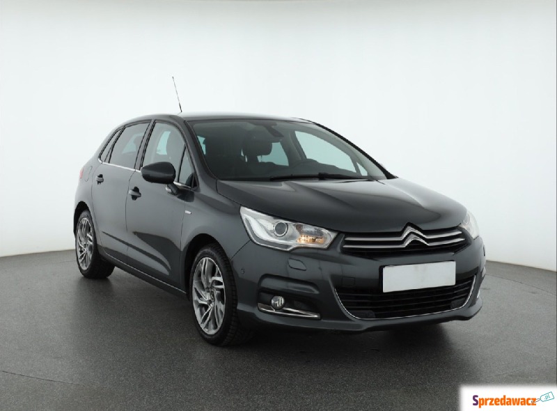 Citroen C4  Hatchback 2012,  1.6 benzyna - Na sprzedaż za 31 999 zł - Piaseczno