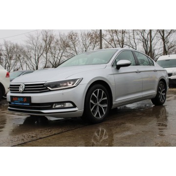 Volkswagen PASSAT 2015 prod. Kupiony w polskim salonie! Serwisowany! 1,8 benzyna!