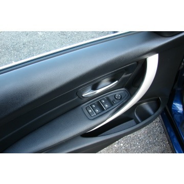 BMW Seria 3  Sedan/Limuzyna 2017,  2.0 hybryda, automat - Na sprzedaż za 71 900 zł - Piła - zdjęcie 6