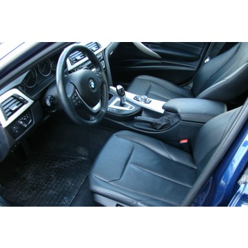 BMW Seria 3  Sedan/Limuzyna 2017,  2.0 hybryda, automat - Na sprzedaż za 71 900 zł - Piła - zdjęcie 5