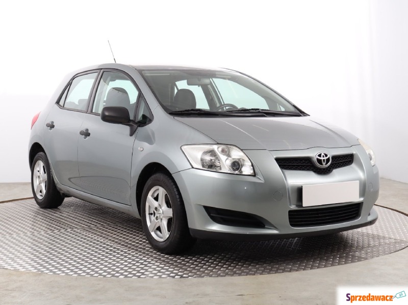 Toyota Auris  Hatchback 2009,  1.4 benzyna - Na sprzedaż za 26 499 zł - Katowice