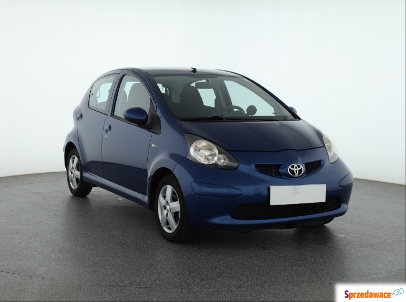 Toyota Aygo  Hatchback 2007,  1.0 benzyna - Na sprzedaż za 8 999,00 zł - Piaseczno