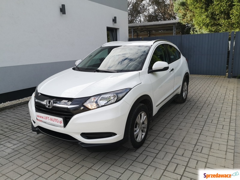 Honda HR-V 2016,  1.5 benzyna - Na sprzedaż za 63 900 zł - Strzegom