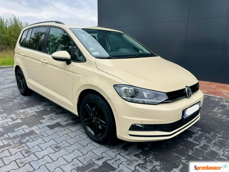 Volkswagen Touran 2017,  2.0 diesel - Na sprzedaż za 41 990 zł - Syców