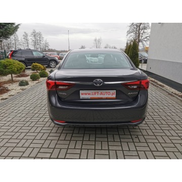Toyota Avensis 2015,  1.8 benzyna - Na sprzedaż za 59 900 zł - Strzegom - zdjęcie 6