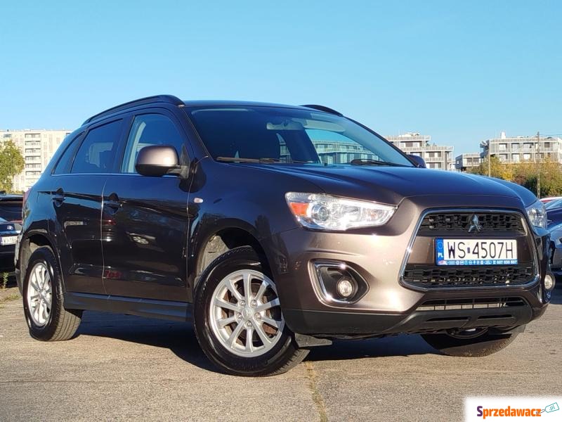 Mitsubishi ASX  Terenowy 2011,  1.6 benzyna - Na sprzedaż za 34 900 zł - Warszawa