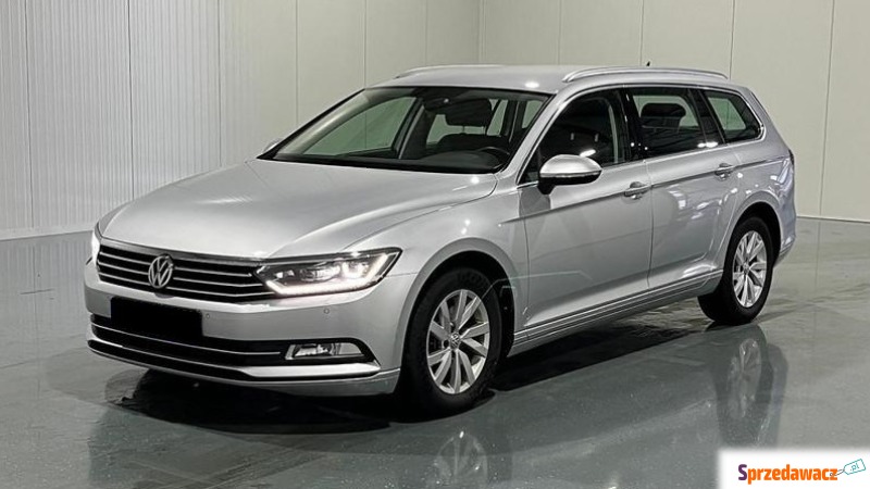 VOLKSWAGEN Passat Variant 2.0 TDI Comfortline... - Samochody osobowe - Nisko