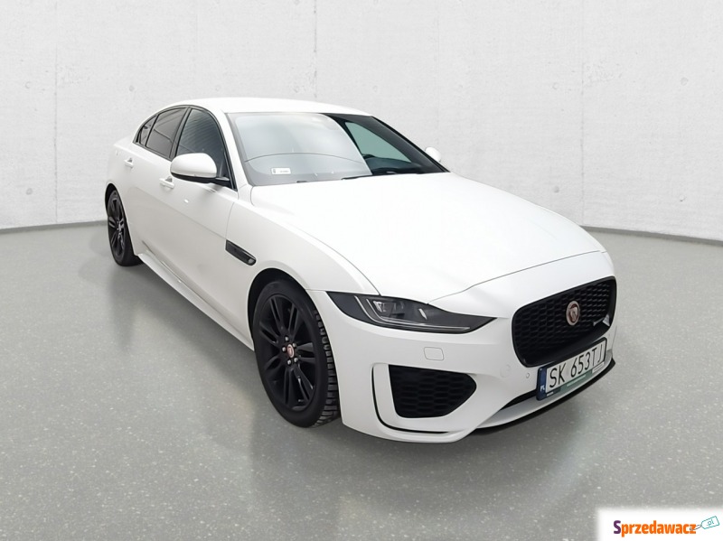 Jaguar XE  Sedan/Limuzyna 2019,  2.0 benzyna - Na sprzedaż za 95 694 zł - Komorniki