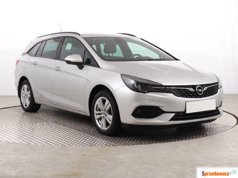 Opel Astra  Kombi 2020,  1.2 benzyna - Na sprzedaż za 53 999 zł - Katowice