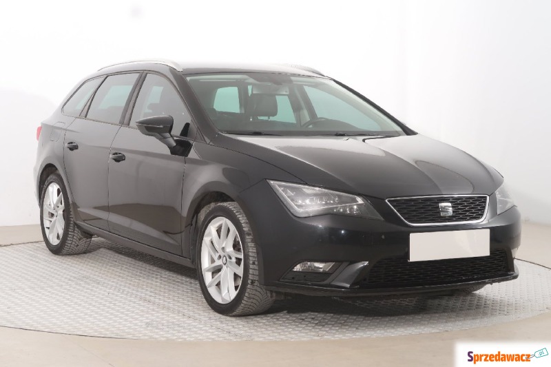 Seat Leon  Kombi 2015,  2.0 diesel - Na sprzedaż za 44 999 zł - Tarnów