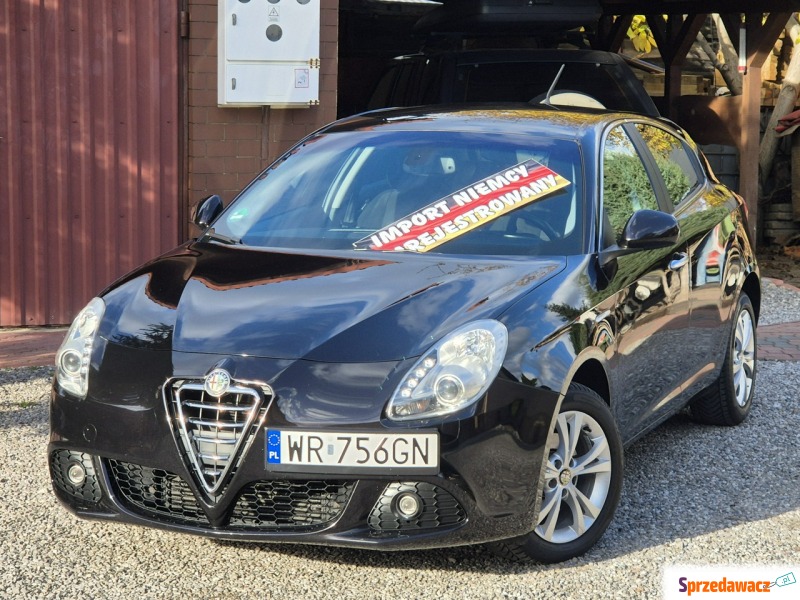 Alfa Romeo Giulietta  Hatchback 2011,  1.4 benzyna - Na sprzedaż za 28 900 zł - Radom