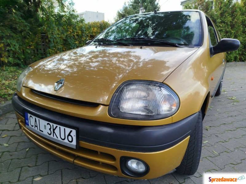 Renault Clio  Hatchback 1998,  1.2 benzyna - Na sprzedaż za 2 300,00 zł - Toruń