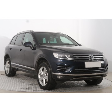 VW Touareg 3.0 TDI (262KM), 2016