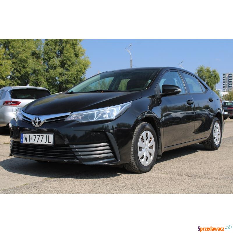 Toyota Corolla  Sedan/Limuzyna 2018,  1.6 benzyna - Na sprzedaż za 40 000 zł - Warszawa