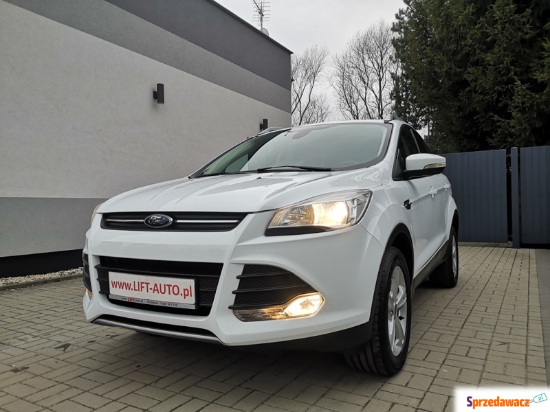 Ford Kuga - Samochody osobowe - Strzegom