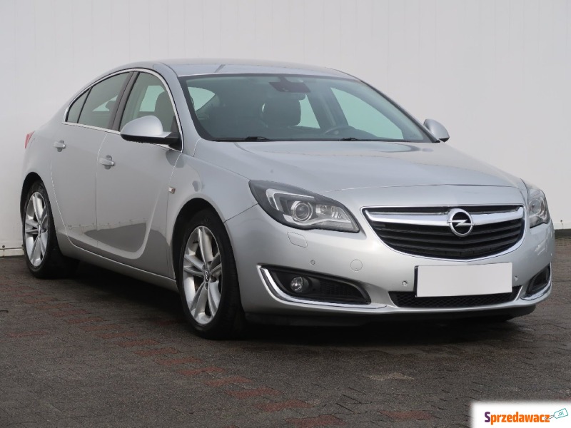 Opel Insignia  Liftback 2016,  2.0 diesel - Na sprzedaż za 43 999 zł - Bielany Wrocławskie