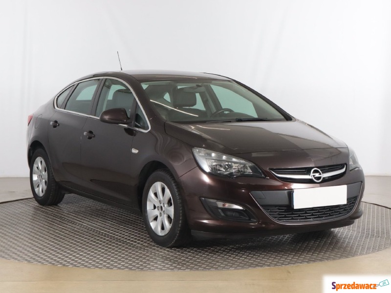 Opel Astra  Liftback 2017,  1.4 benzyna+LPG - Na sprzedaż za 36 999 zł - Zabrze