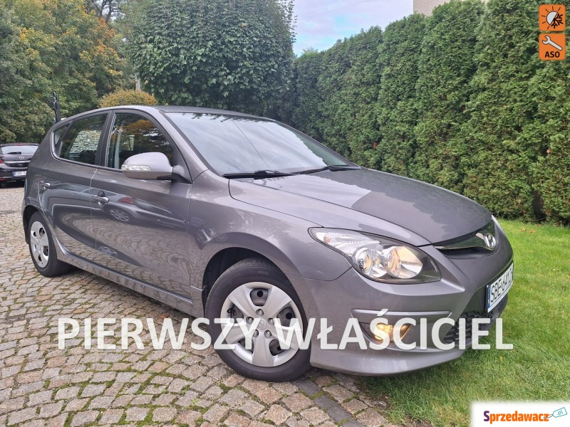 Hyundai i30 - Classic+-serwisowany- zadbany - Samochody osobowe - Siewierz