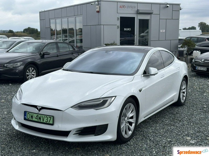 Tesla Model S  Hatchback 2016,  0.0 zasilanie elektryczne - Na sprzedaż za 99 900 zł - Wojkowice