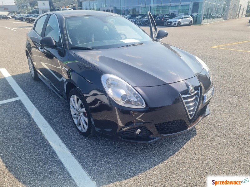 Alfa Romeo Giulietta 2011,  2.0 diesel - Na sprzedaż za 26 900 zł - Rzeszów