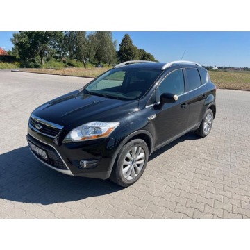 Ford Kuga, 2,0 DIESEL 140 PS 4X4 ZAREJESTROWANY, 2,0 DIESEL 140 PS 4X4 ZAREJESTROWAN