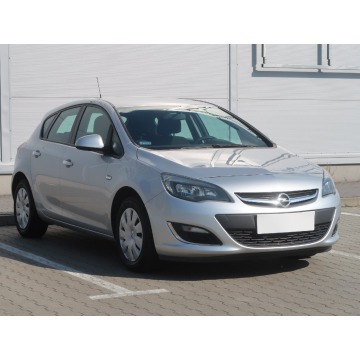 Opel Astra 1.4 T (120KM), 2015