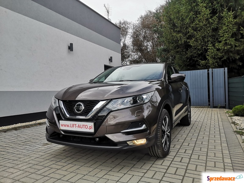 Nissan Qashqai 2018,  1.7 benzyna - Na sprzedaż za 74 900 zł - Strzegom