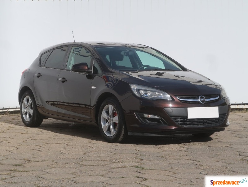 Opel Astra 1.4 16V (101KM), 2014 - Samochody osobowe - Łódź