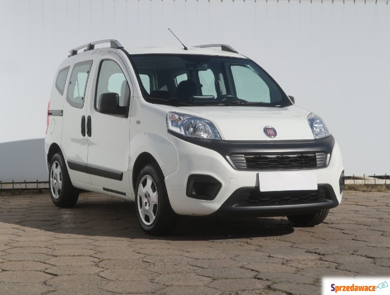 Fiat Qubo 1.4 (78KM), 2019 - Samochody osobowe - Łódź