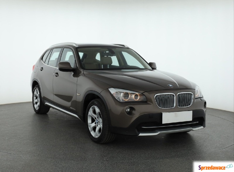 BMW X1  SUV 2011,  2.0 diesel - Na sprzedaż za 51 999 zł - Piaseczno