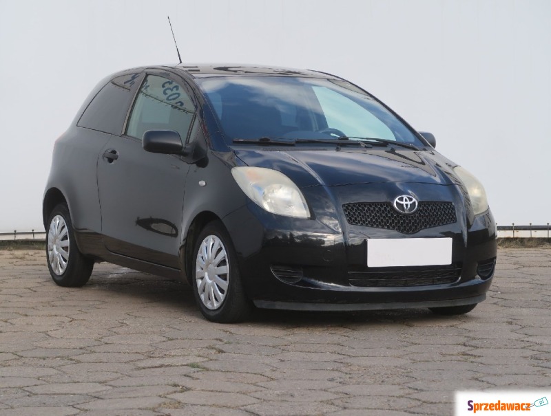 Toyota Yaris  Hatchback 2006,  1.3 benzyna - Na sprzedaż za 8 999,00 zł - Łódź