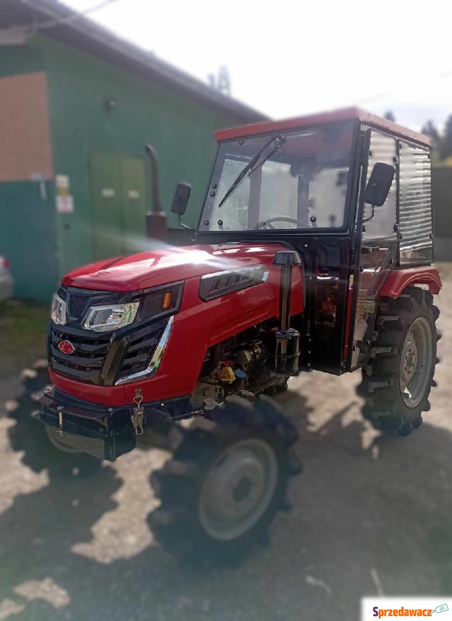 Ciągnik, traktor 50 KM, napęd 4X4