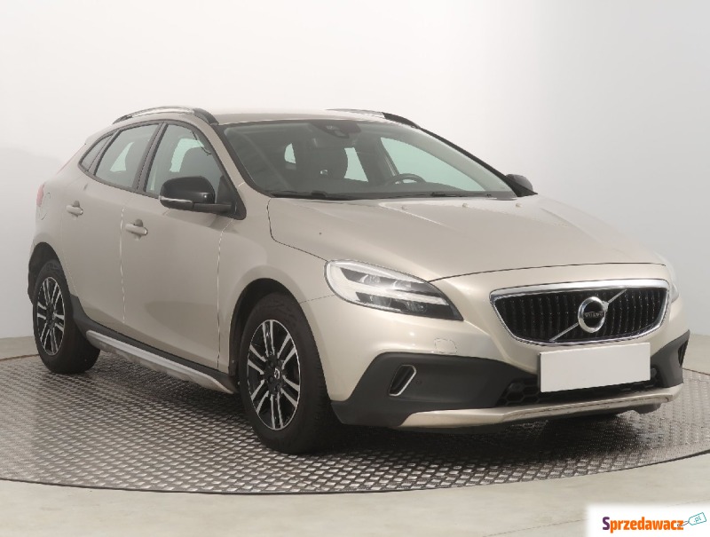 Volvo V40 Cross Country 2.0 D2 (120KM), 2017 - Samochody osobowe - Bielany Wrocławskie