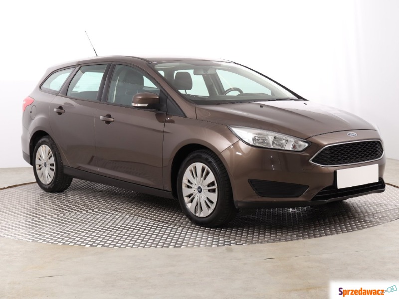 Ford Focus  Kombi 2017,  1.6 benzyna - Na sprzedaż za 44 999 zł - Katowice