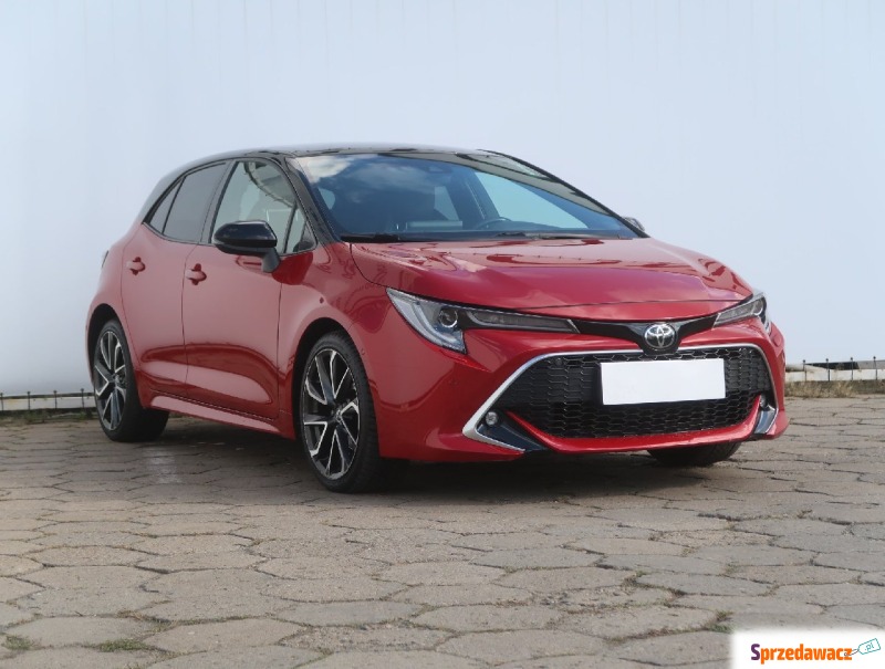 Toyota Corolla  Hatchback 2019,  1.2 benzyna - Na sprzedaż za 77 999 zł - Łódź