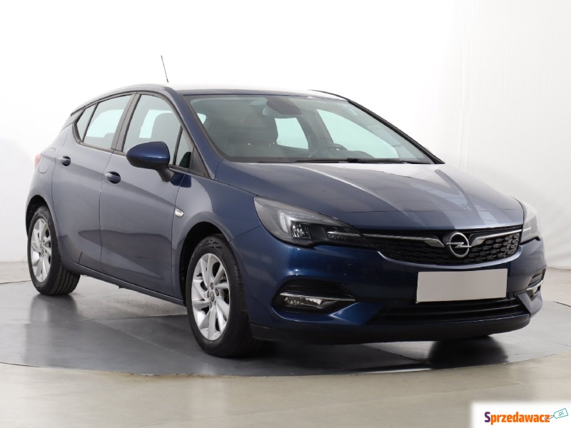 Opel Astra  Hatchback 2019,  1.2 benzyna - Na sprzedaż za 54 999 zł - Katowice