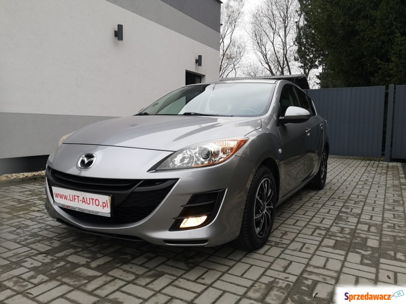 Mazda 3 2009,  2.0 benzyna - Na sprzedaż za 27 900 zł - Strzegom