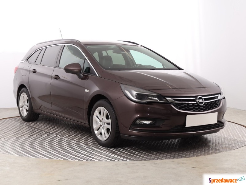 Opel Astra  Kombi 2017,  1.4 benzyna+LPG - Na sprzedaż za 45 999 zł - Katowice