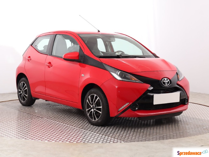 Toyota Aygo 1.0 VVT-i (70KM), 2014 - Samochody osobowe - Katowice